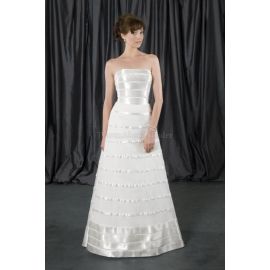 A-ligne taille naturelle robe de mariée modeste avec ceinture