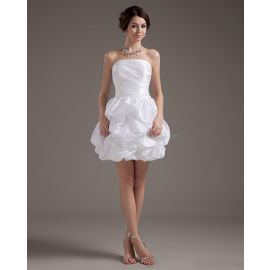 Mini-robe de mariée bustier en taffetas taille naturelle