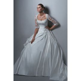 Robe de mariée ample sexy perlée classique
