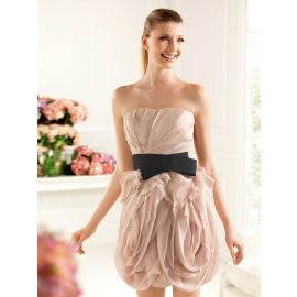 Belles robes de bal courtes roses avec ceinture