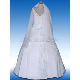Robe de mariée sans manches à encolure en V avec traine chapelle et châle